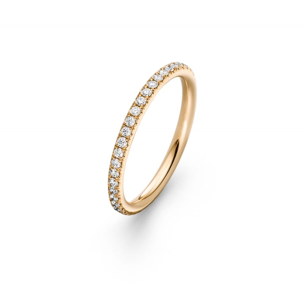 Ring in Gelbgold mit Diamanten auf Ringschiene