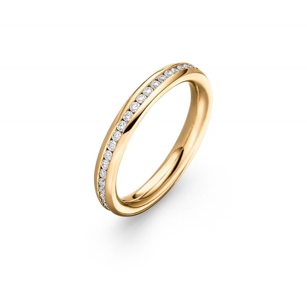 Ring in Gelbgold mit Diamanten in der Ringschiene