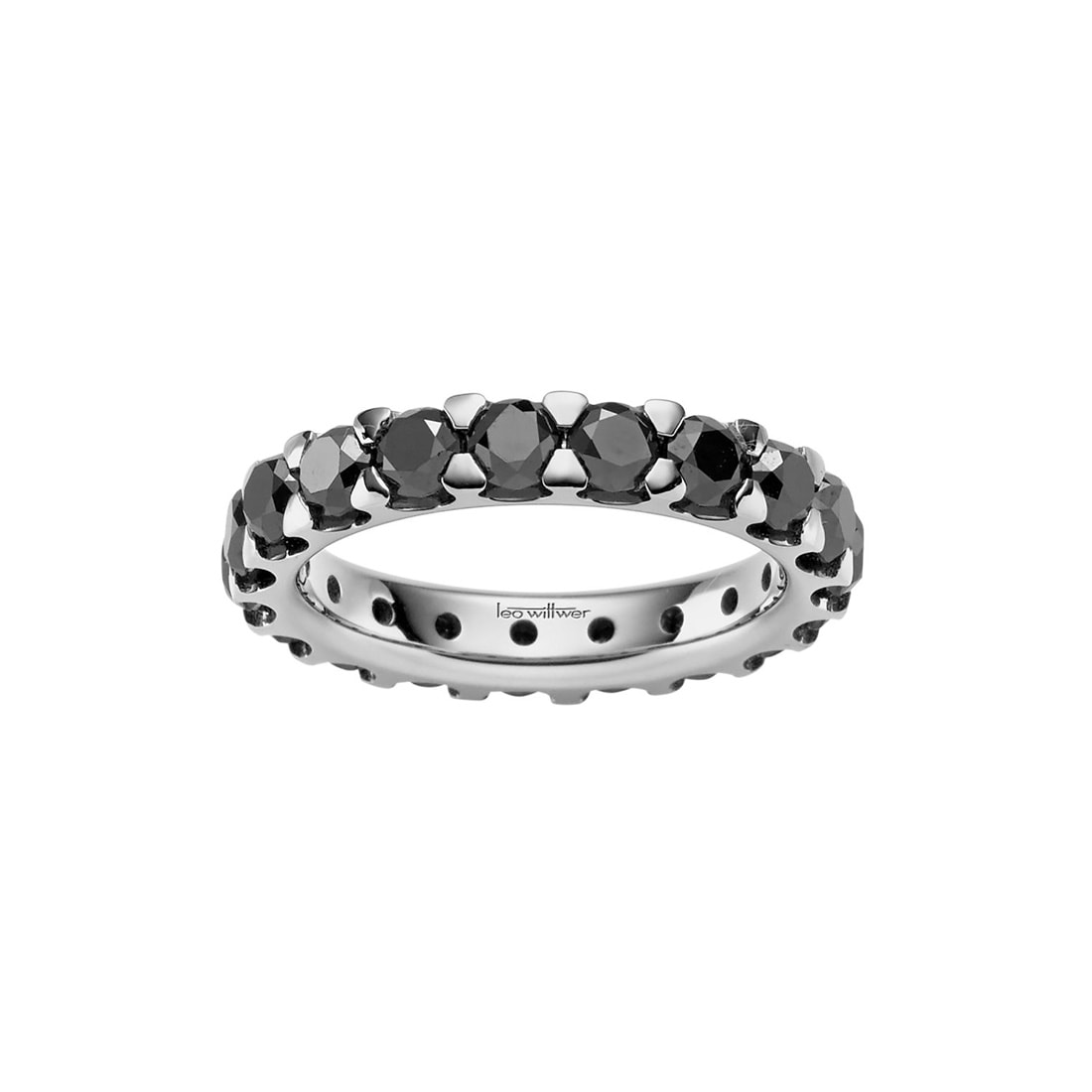 Ring mit mehreren schwarzen Diamanten