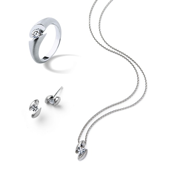 Ring Calla mit Ohrstecker und Collier