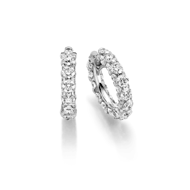 Creolen in Weißgold mit weißen Diamanten